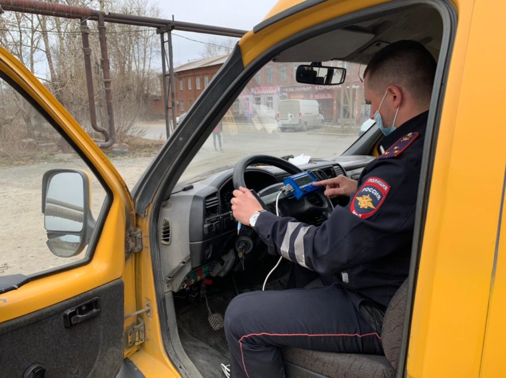 ГИБДД совместно с прокуратурой проверила тагильские автобусы. Выявлена почти сотня нарушений