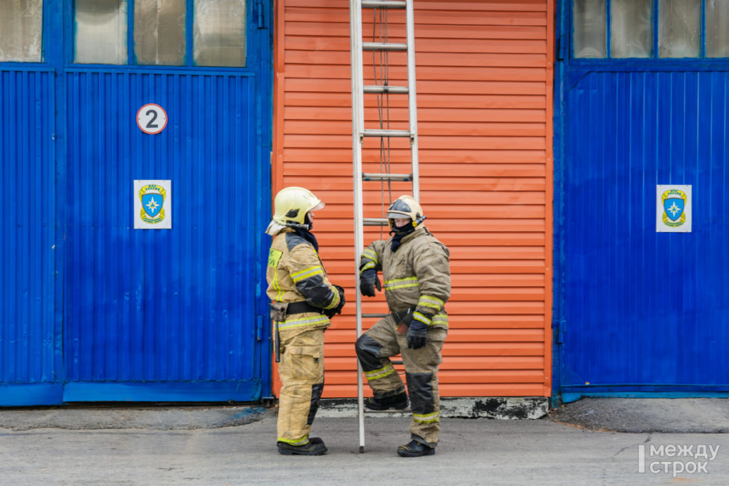 В МЧС рассказали журналистам об оперативной обстановке в Нижнем Тагиле, дали рекомендации по пожарной безопасности и провели экскурсию в честь Дня рождения пожарной лестницы (ФОТОРЕПОРТАЖ)