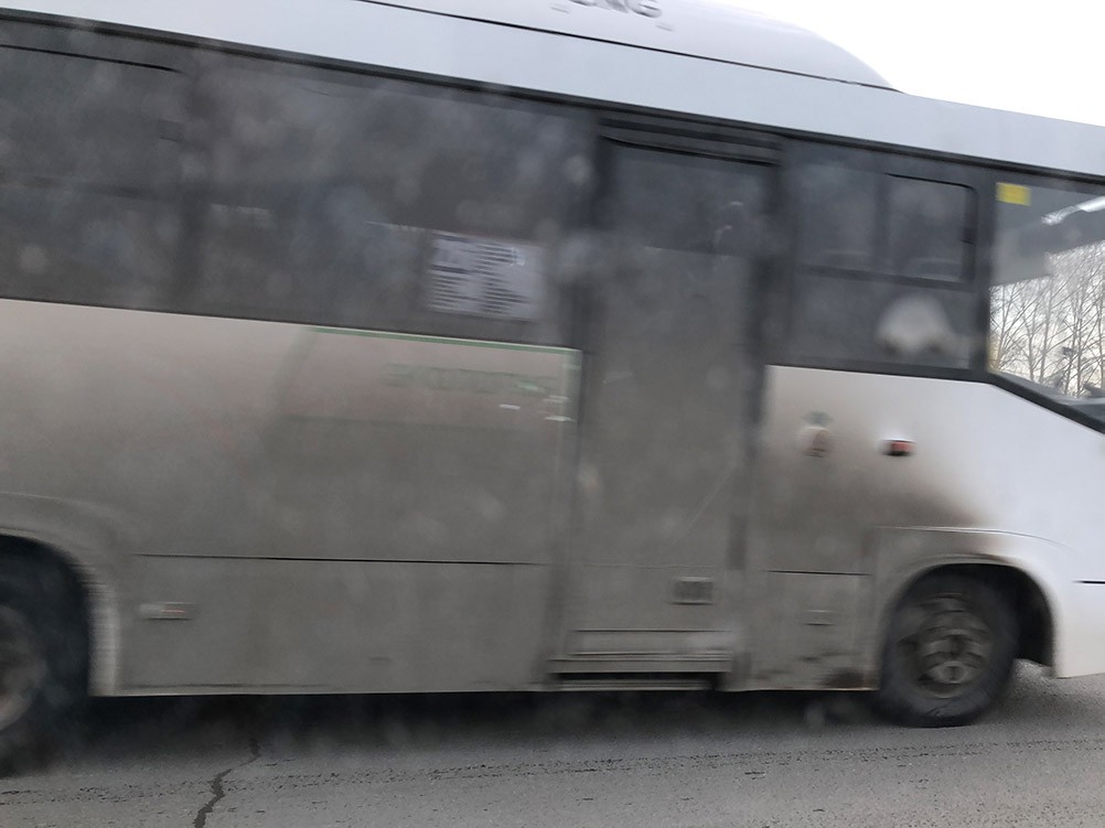 Нижний Тагил потратил 170 тыс. на наклейки на новые автобусы. Но их не видно