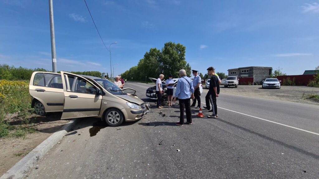 В Нижнем Тагиле парень на Весте вылетел на «встречку»