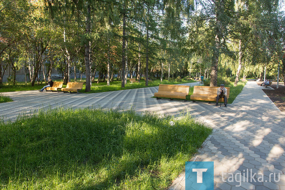 Сквер за ДК «Юбилейный» за 71 млн рублей почти готов