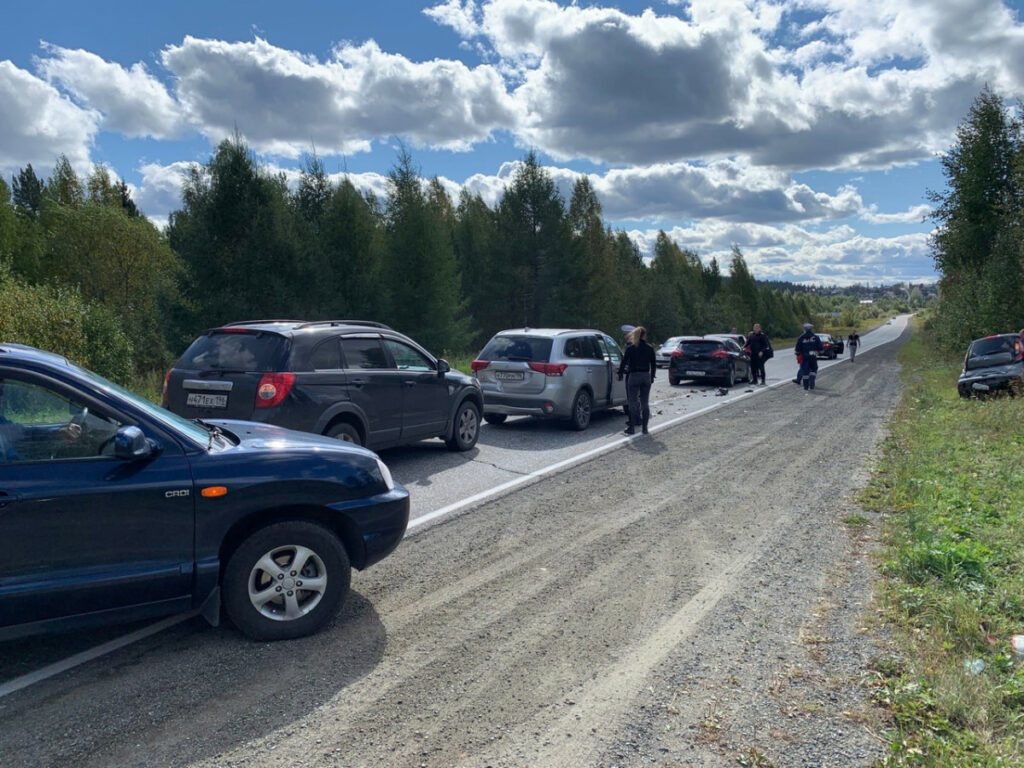 Актриса Нижнетагильского драматического театра попала в серьёзную аварию и теперь ищет свидетелей ДТП (ВИДЕО)