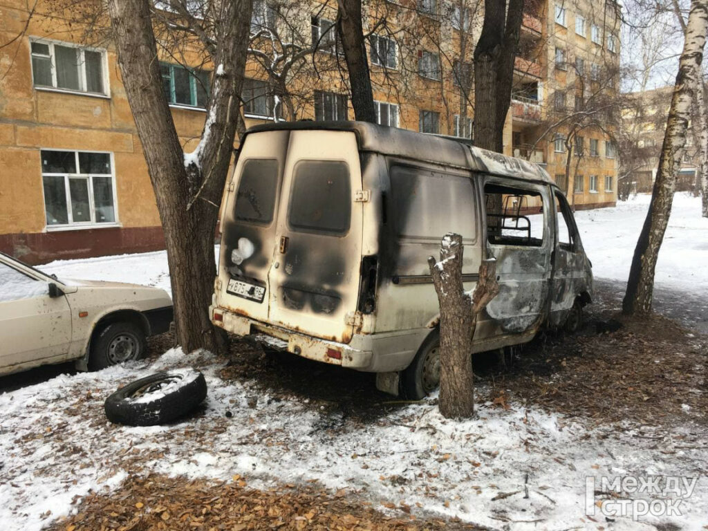 Ночью в Нижнем Тагиле сожгли автомобиль