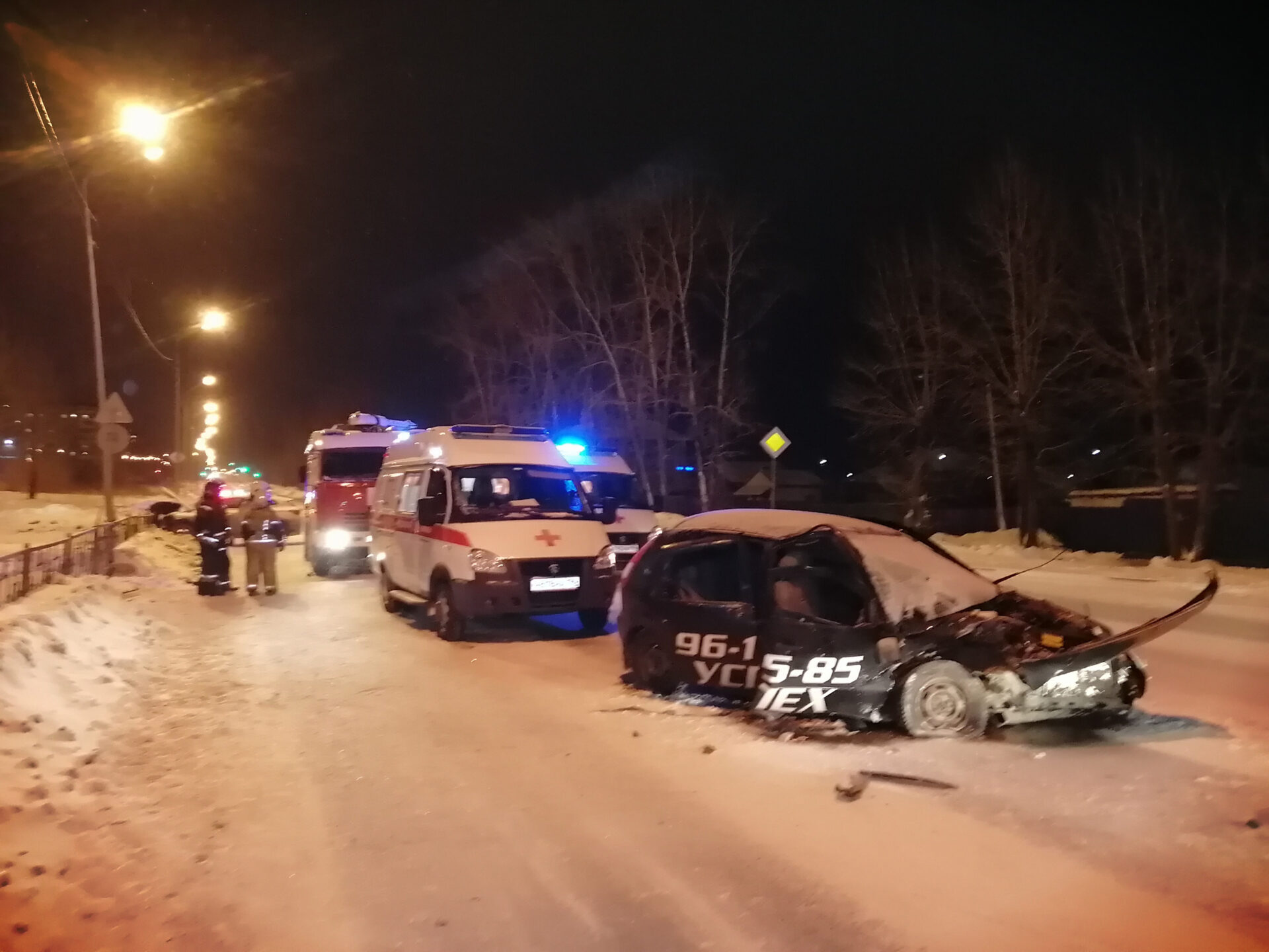 В Нижнем Тагиле таксист устроил ДТП, в котором пострадали его двухлетняя  пассажирка и ее мама - С Тагила