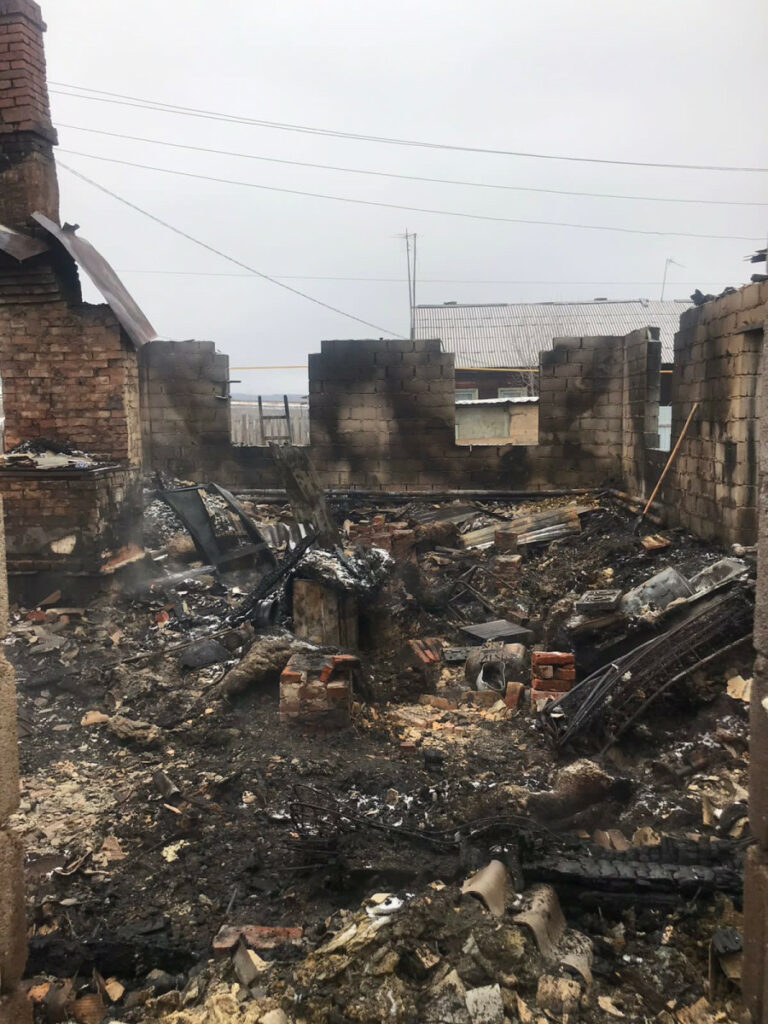 В пригороде Нижнего Тагила в выходные горели два частных дома 