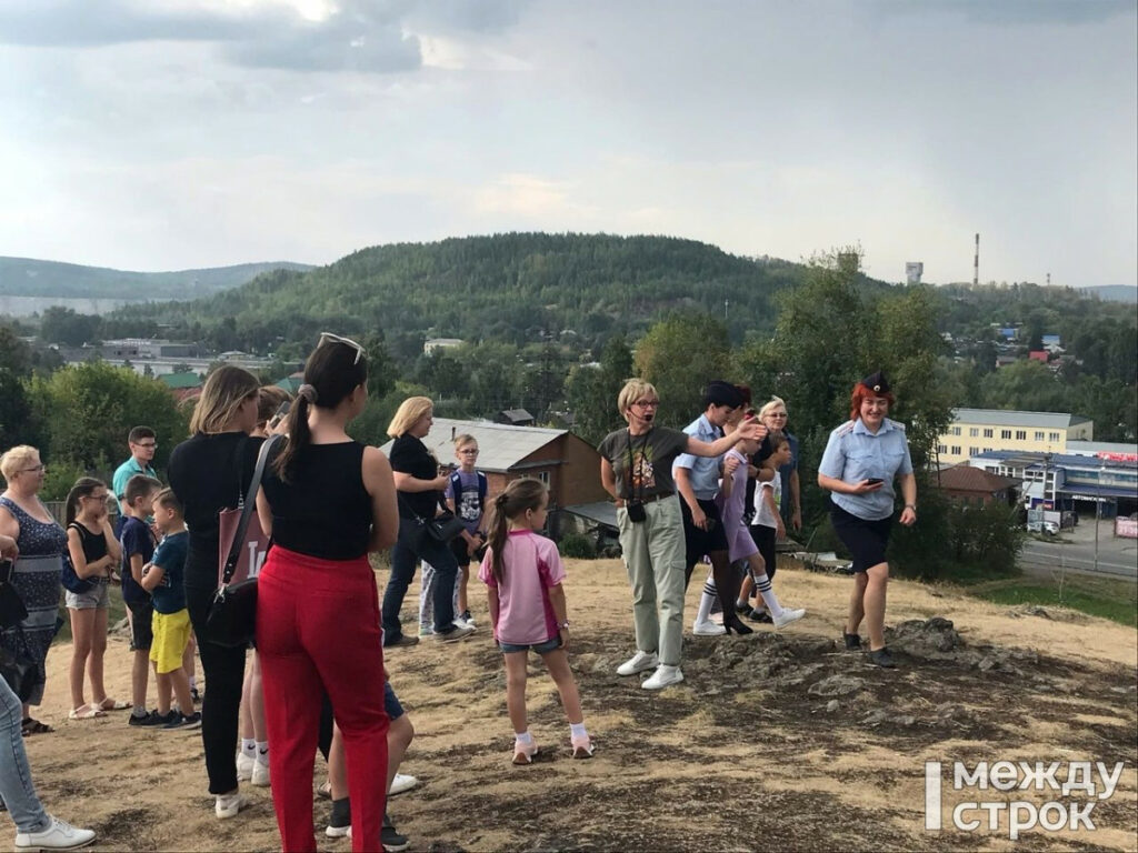 В Нижнем Тагиле специалисты центра развития туризма провели для сотрудников полиции  экскурсию по городу