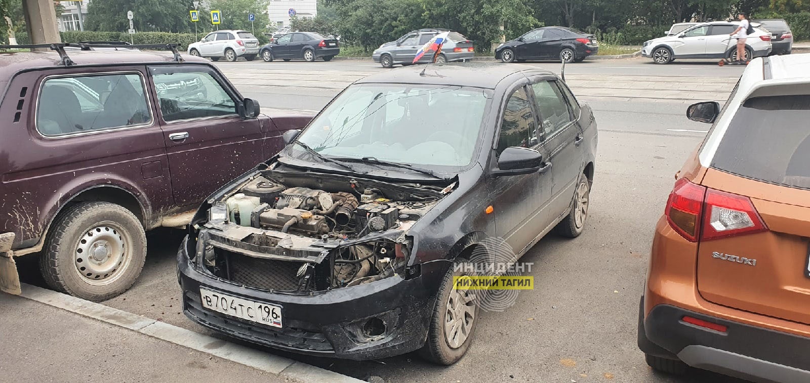 У НТМК в Нижнем Тагиле воры «раздели» автомобиль (фото) - С Тагила