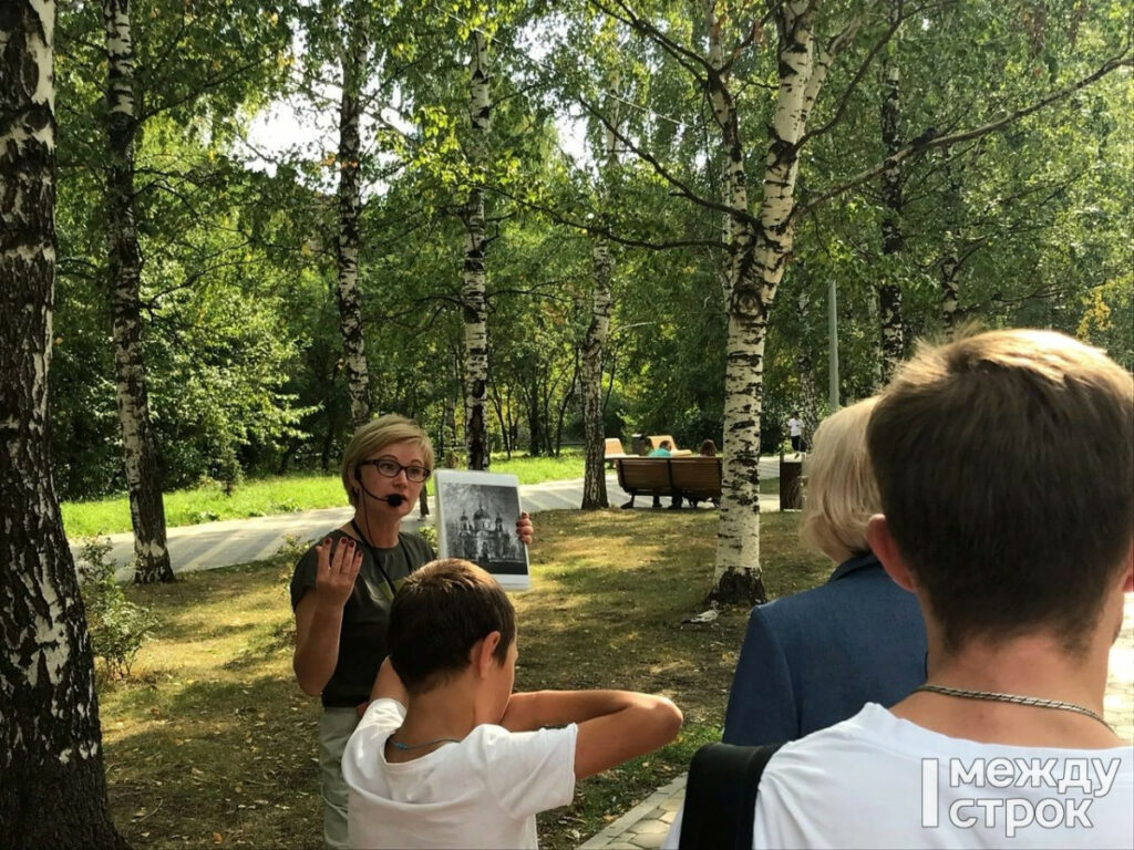 В Нижнем Тагиле специалисты центра развития туризма провели для сотрудников полиции  экскурсию по городу