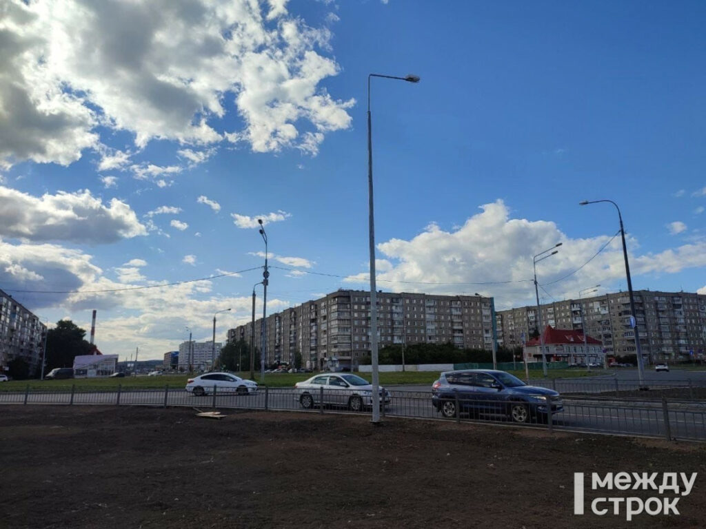 В Нижнем Тагиле жители ГГМ жалуются на пробки и разруху у въезда на новый мост через пруд