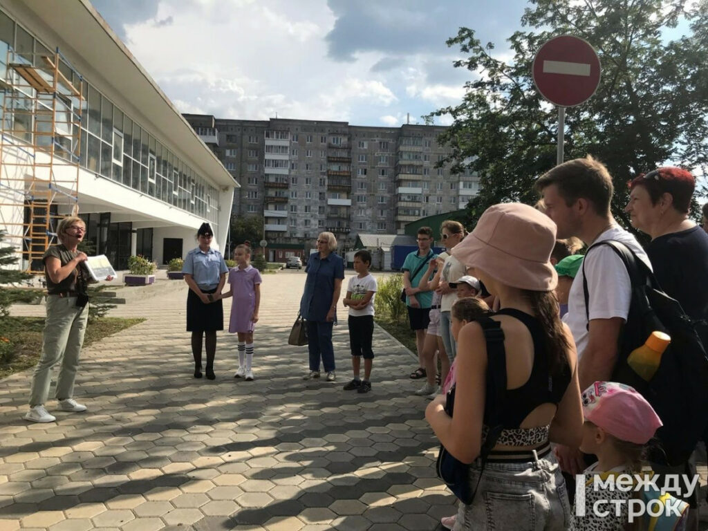 В Нижнем Тагиле специалисты центра развития туризма провели для сотрудников полиции  экскурсию по городу