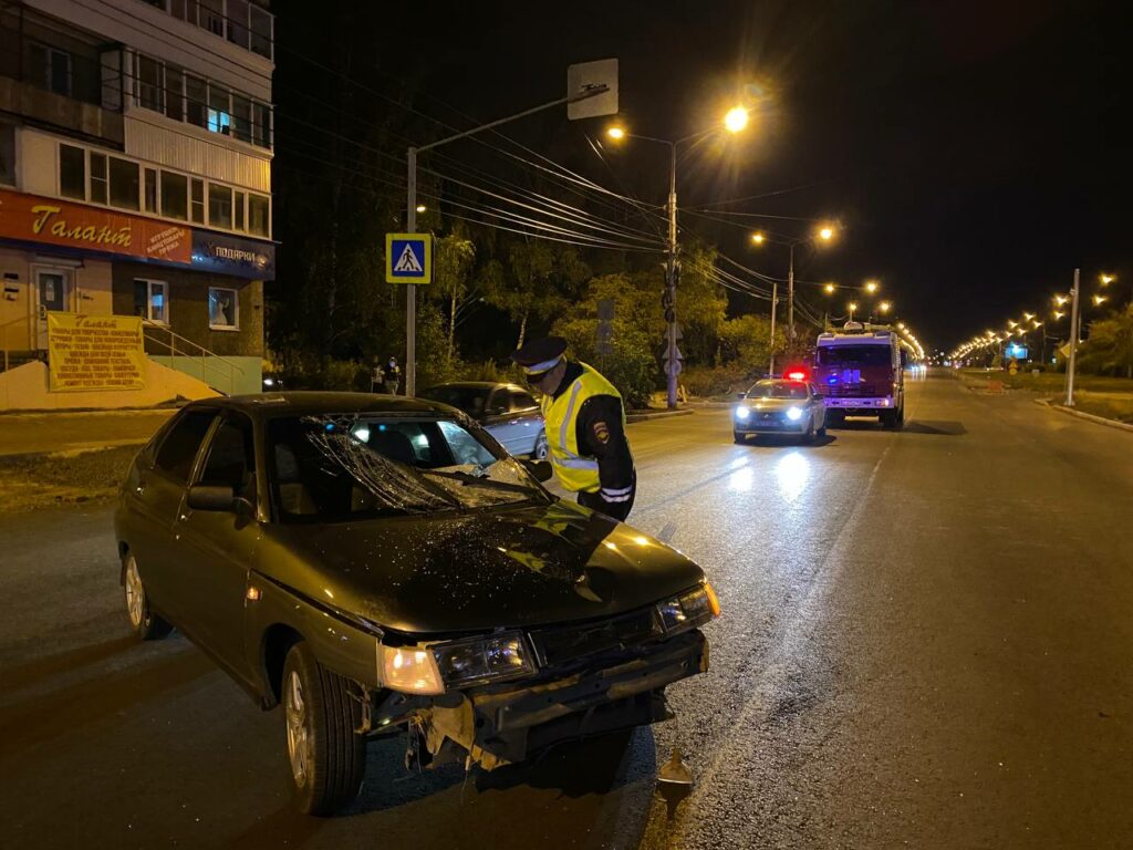 В Нижнем Тагиле поздно вечером сбили пешехода на «зебре» (фото)