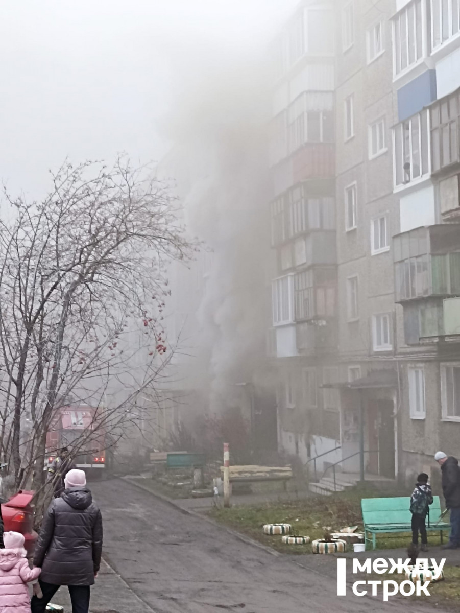 На улице Аганичева в Нижнем Тагиле в подвале жилого дома сгорела сауна - С  Тагила