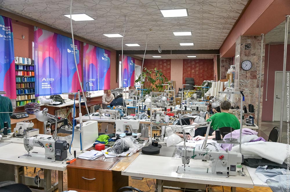 Тагильское швейное предприятие переориентировалось на выпуск военной продукции
