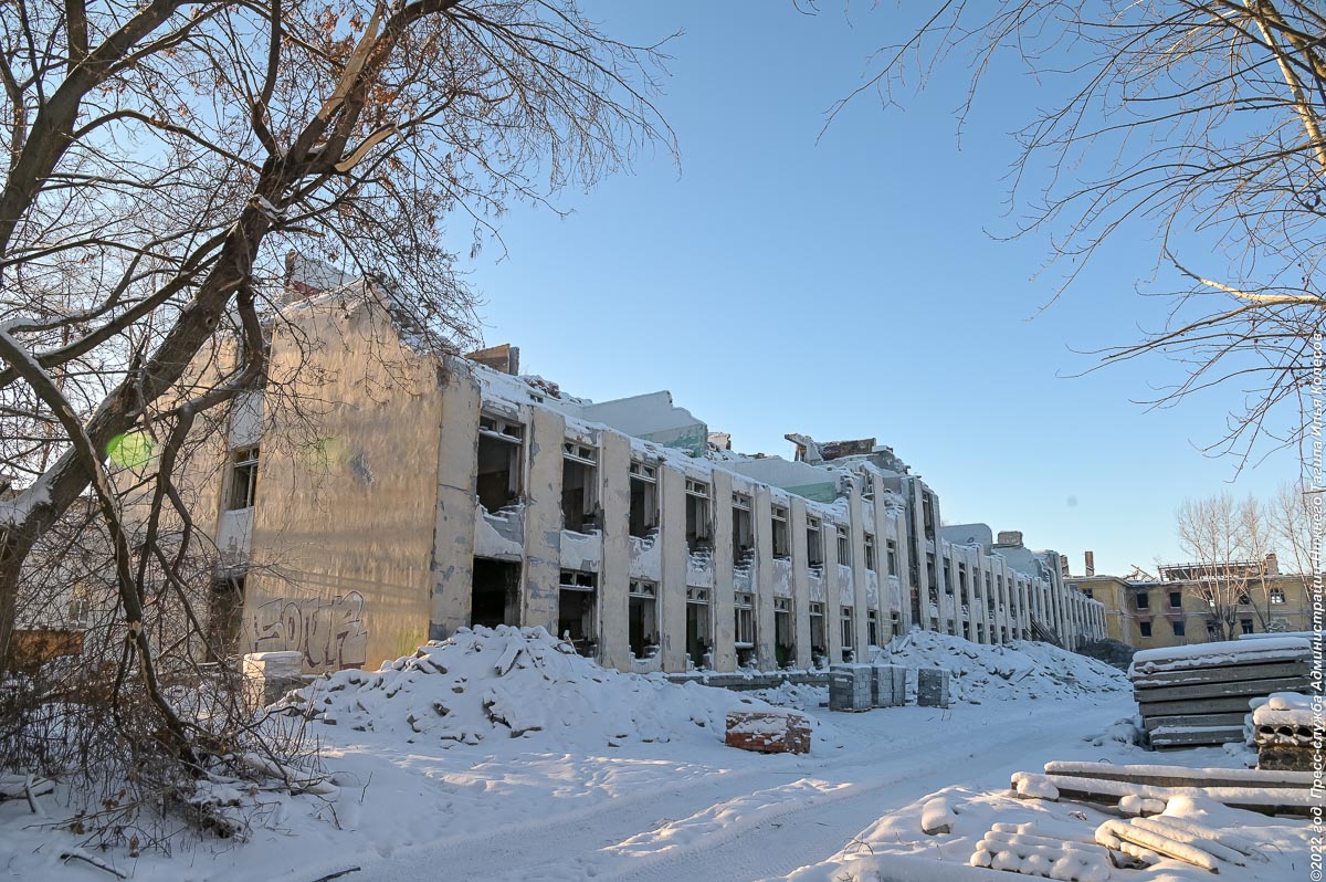 В Нижнем Тагиле продолжают снос воинской части - С Тагила