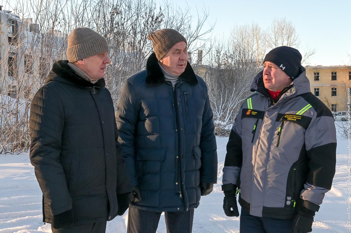 В Нижнем Тагиле продолжают снос воинской части - С Тагила