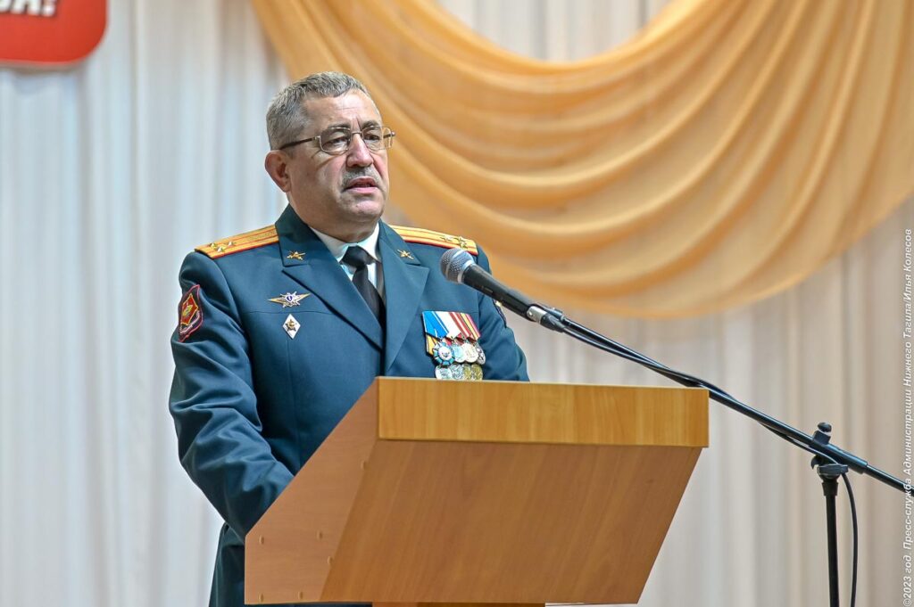 Глава Нижнего Тагила поздравил работников предприятия оборонного комплекса с Днем защитника Отечества