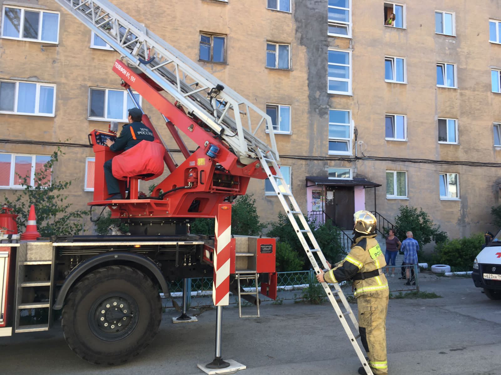 Пожар в доме на улице Первомайская 