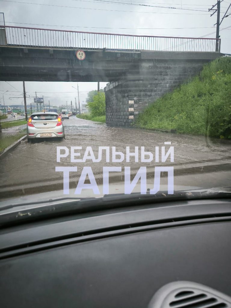 Улицы и дома Нижнего Тагила скрыло под водой после мегаливня (фото, видео)  - С Тагила