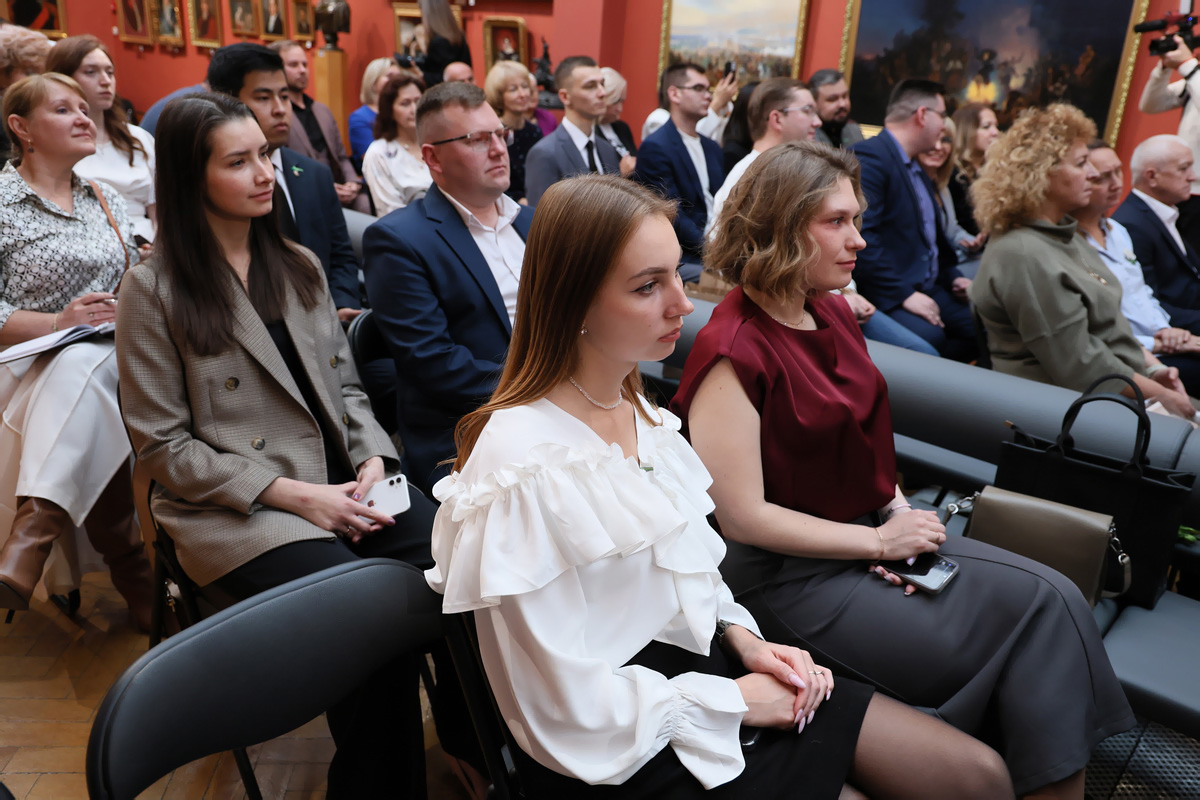 10 лет исполнилось Молодежной думе